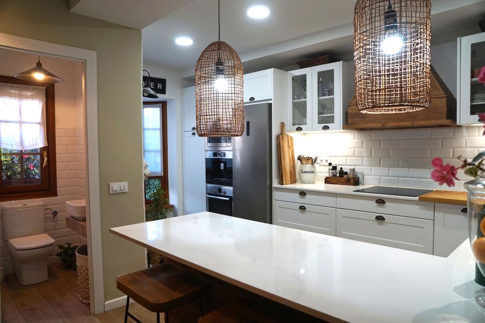 4 bedroom Townhouse for sale in Badalona with garage - € 720,000 (Ref: 9707706)