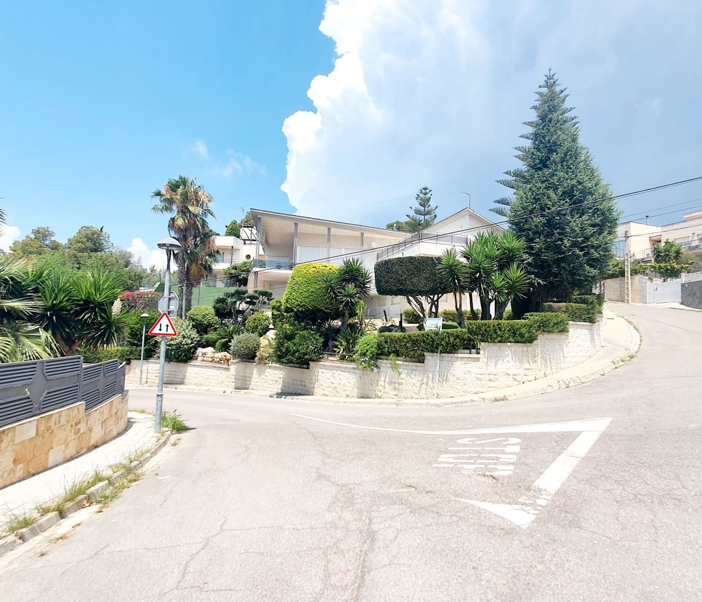 5 sovrum Villa till salu i Calafell med pool garage - 690 000 € (Ref: 9707708)