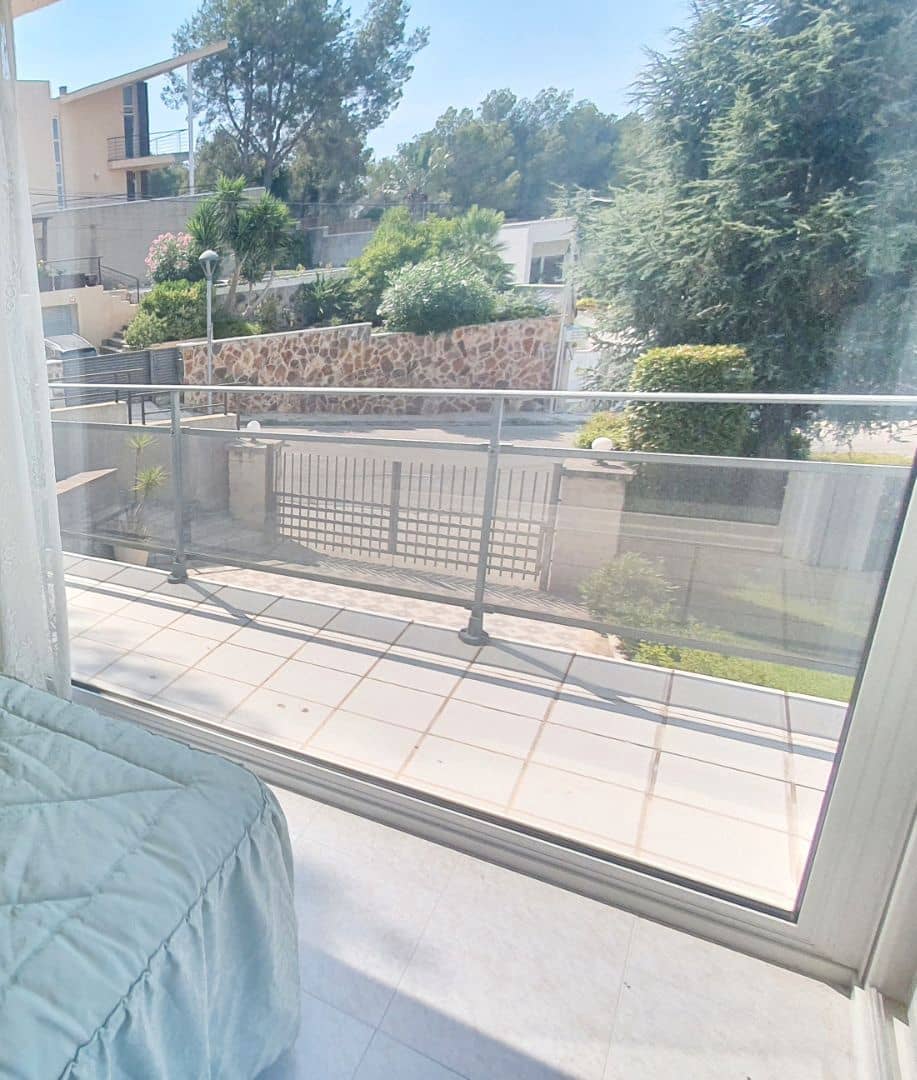 5 sovrum Villa till salu i Calafell med pool garage - 690 000 € (Ref: 9707708)