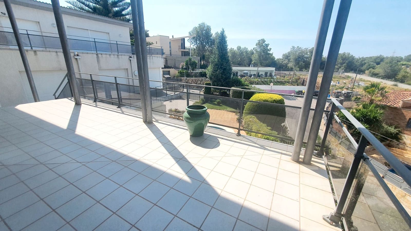 5 sovrum Villa till salu i Calafell med pool garage - 690 000 € (Ref: 9707708)