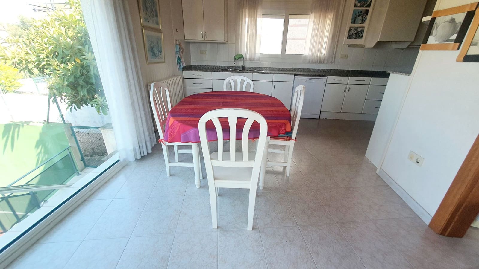 5 sovrum Villa till salu i Calafell med pool garage - 690 000 € (Ref: 9707708)