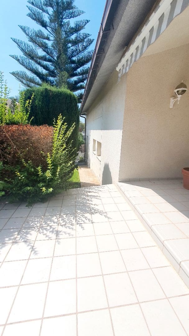 5 sovrum Villa till salu i Calafell med pool garage - 690 000 € (Ref: 9707708)