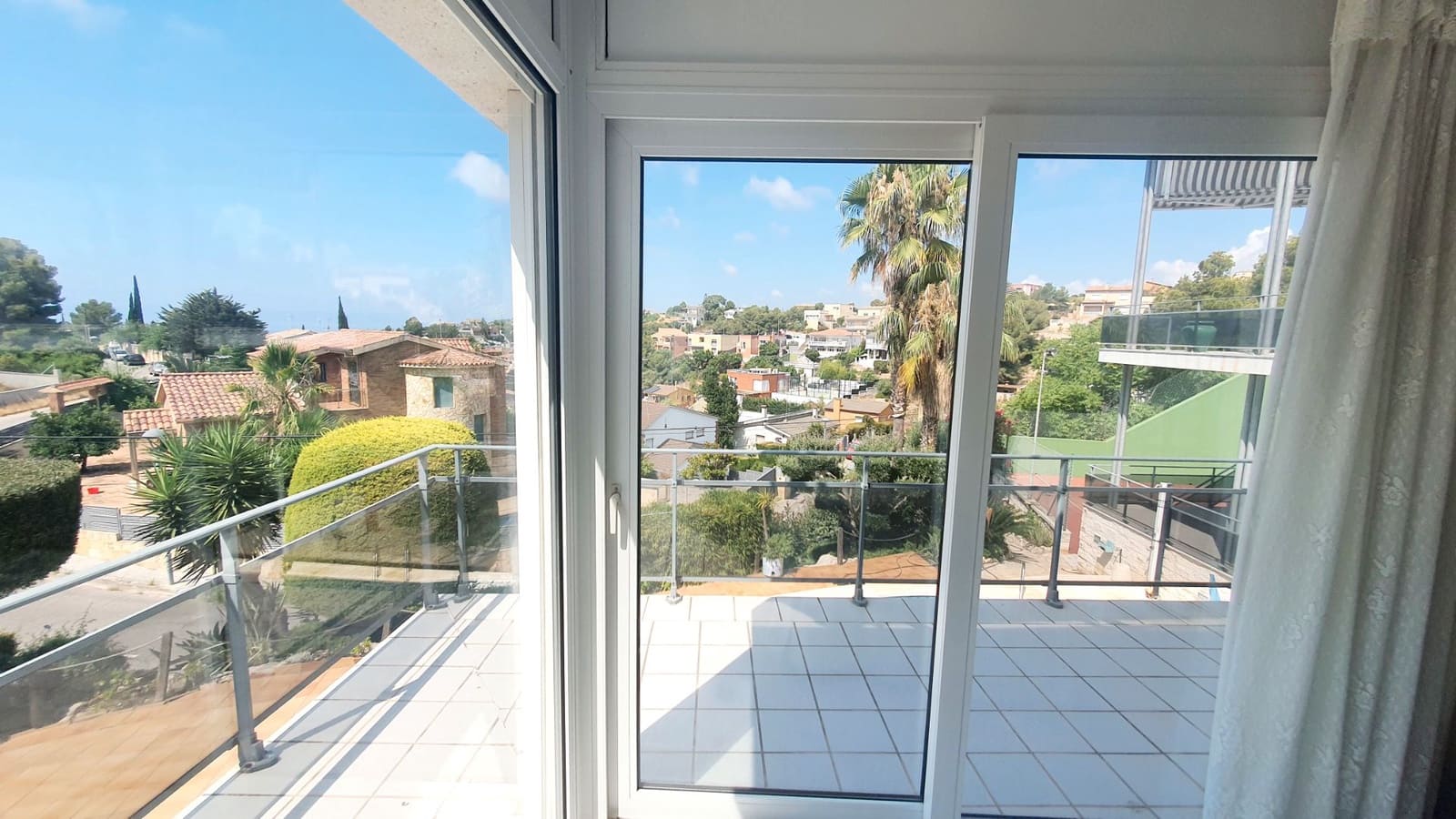 5 sovrum Villa till salu i Calafell med pool garage - 690 000 € (Ref: 9707708)