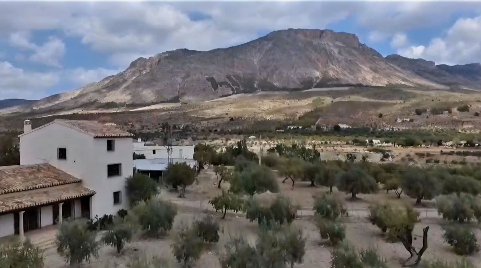 13 soveværelse Hotel til salg i Velez-Blanco med swimmingpool garage - € 1.300.000 (Ref: 9707709)