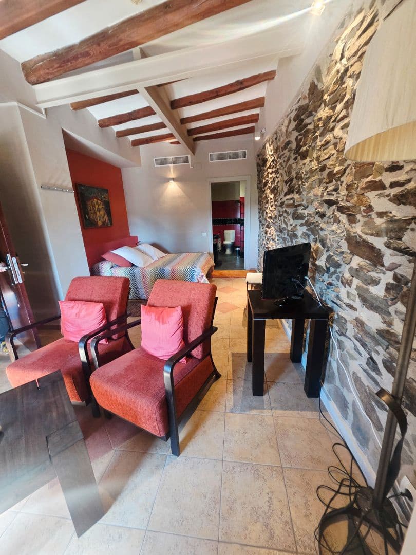 Hotel de 10 habitaciones en Gratallops en venta - 890.000 € (Ref: 9707710)