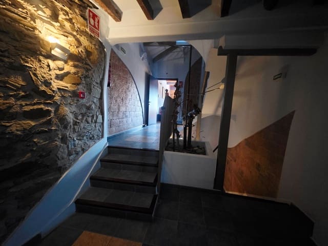 Hotel de 10 habitaciones en Gratallops en venta - 890.000 € (Ref: 9707710)