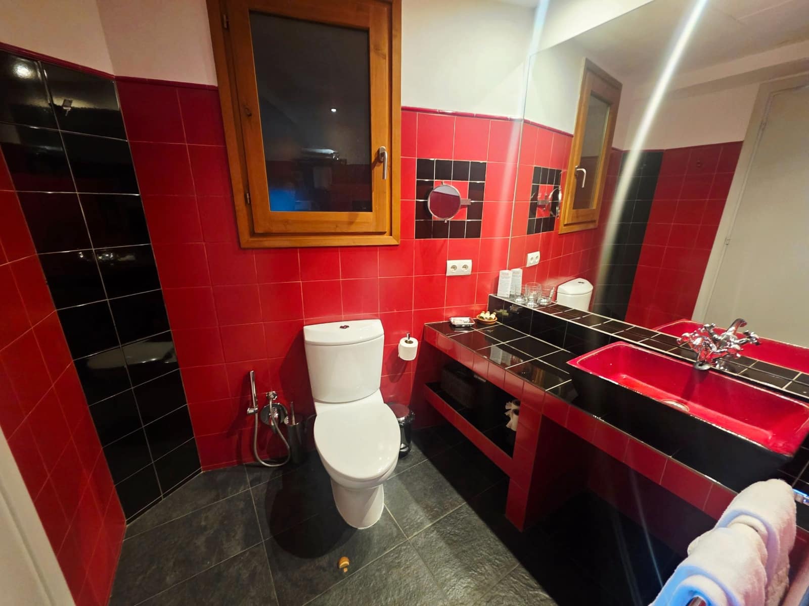 Hotel de 10 habitaciones en Gratallops en venta - 890.000 € (Ref: 9707710)