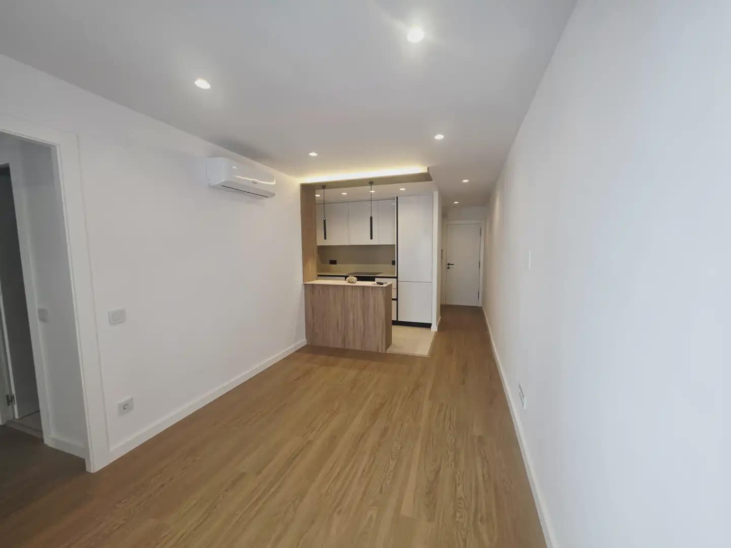 3 chambre Appartement à vendre à Barcelone ville - 385 000 € (Ref: 9758181)
