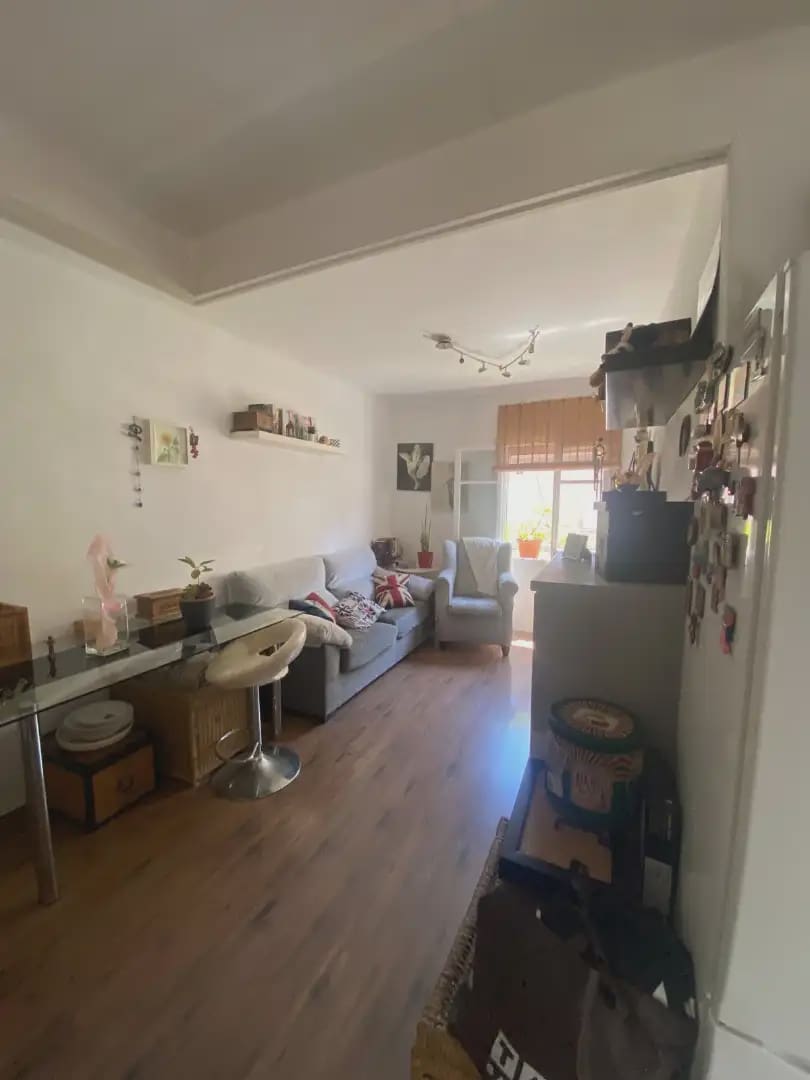 3 soveværelse Lejlighed til salg i Barcelona by - € 210.000 (Ref: 9850417)