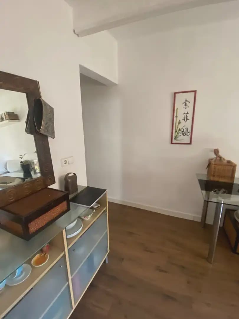 3 soveværelse Lejlighed til salg i Barcelona by - € 210.000 (Ref: 9850417)