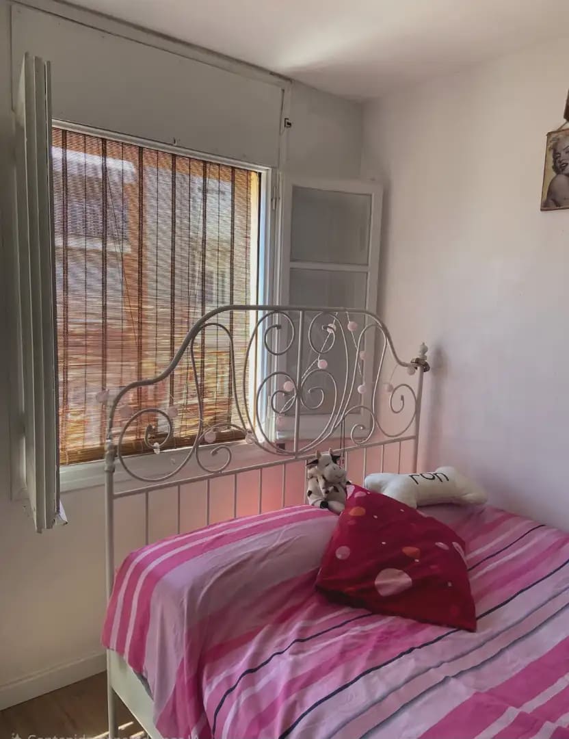 3 soveværelse Lejlighed til salg i Barcelona by - € 210.000 (Ref: 9850417)