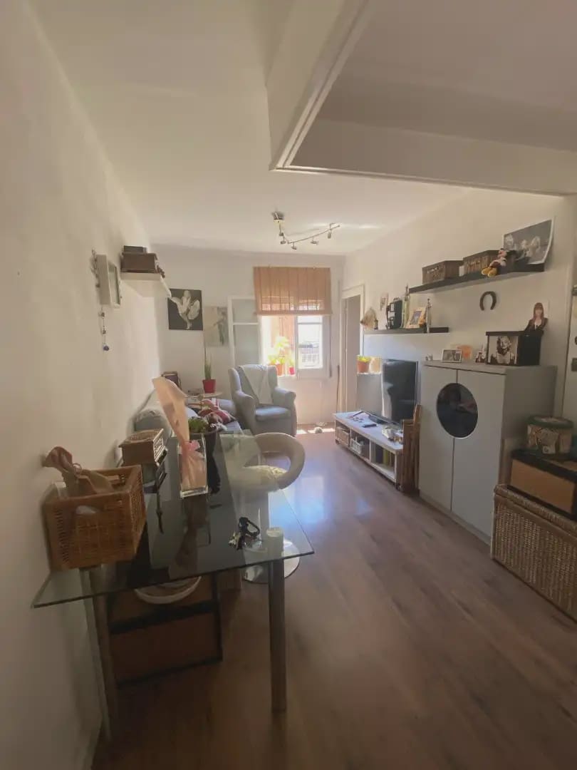 3 soveværelse Lejlighed til salg i Barcelona by - € 210.000 (Ref: 9850417)