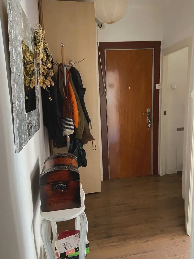 3 soveværelse Lejlighed til salg i Barcelona by - € 210.000 (Ref: 9850417)