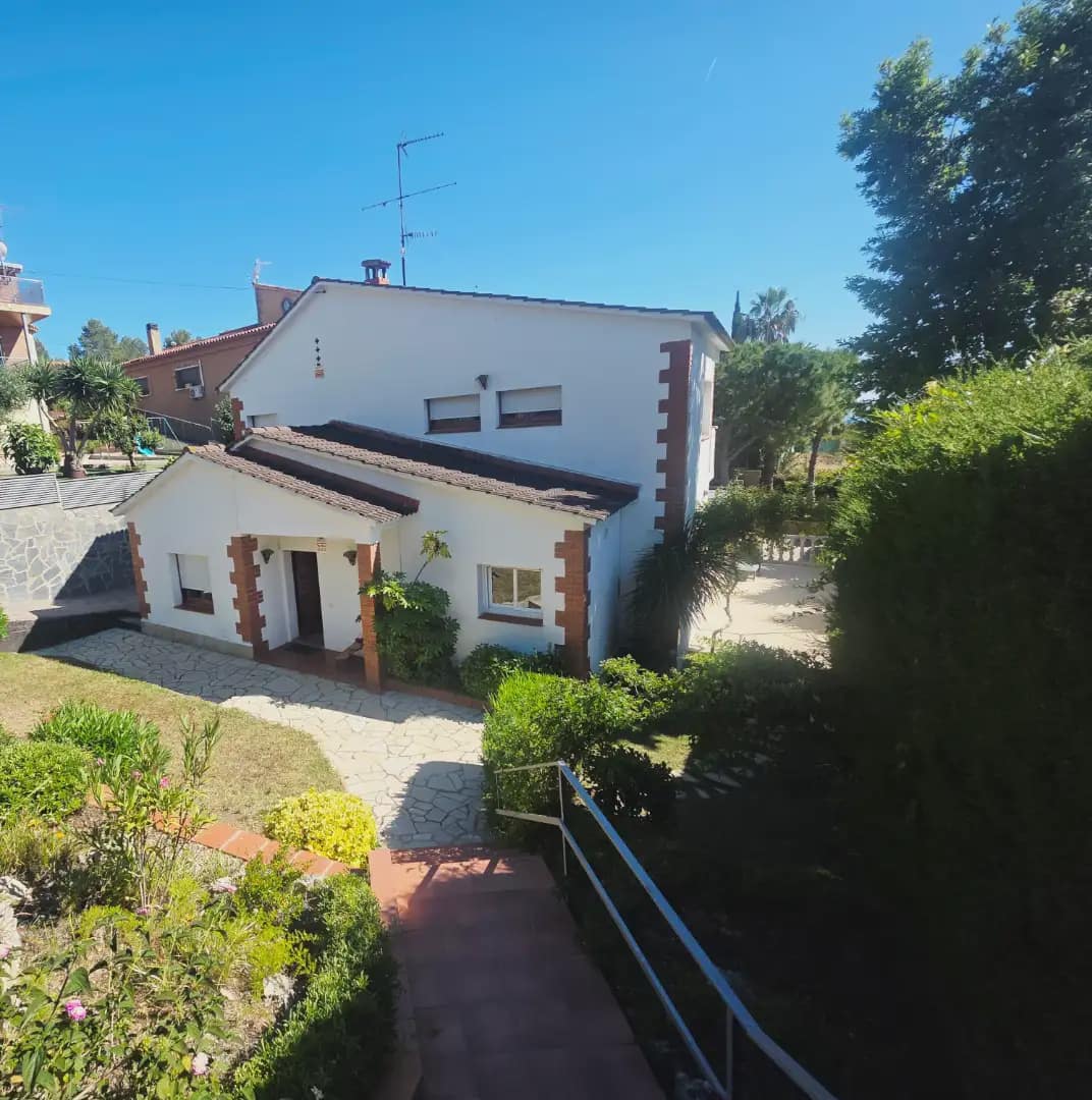 5 bedroom Villa for sale in Calafell - € 390,000 (Ref: 9867713)