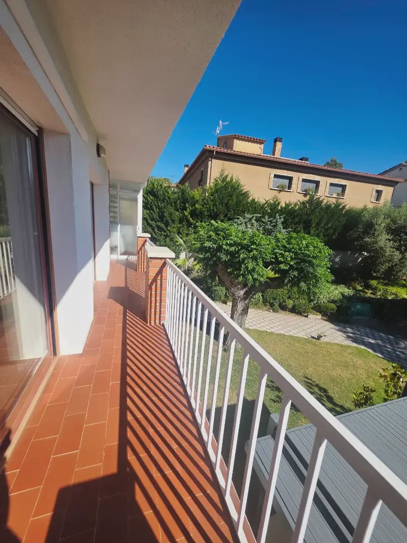 5 bedroom Villa for sale in Calafell - € 390,000 (Ref: 9867713)