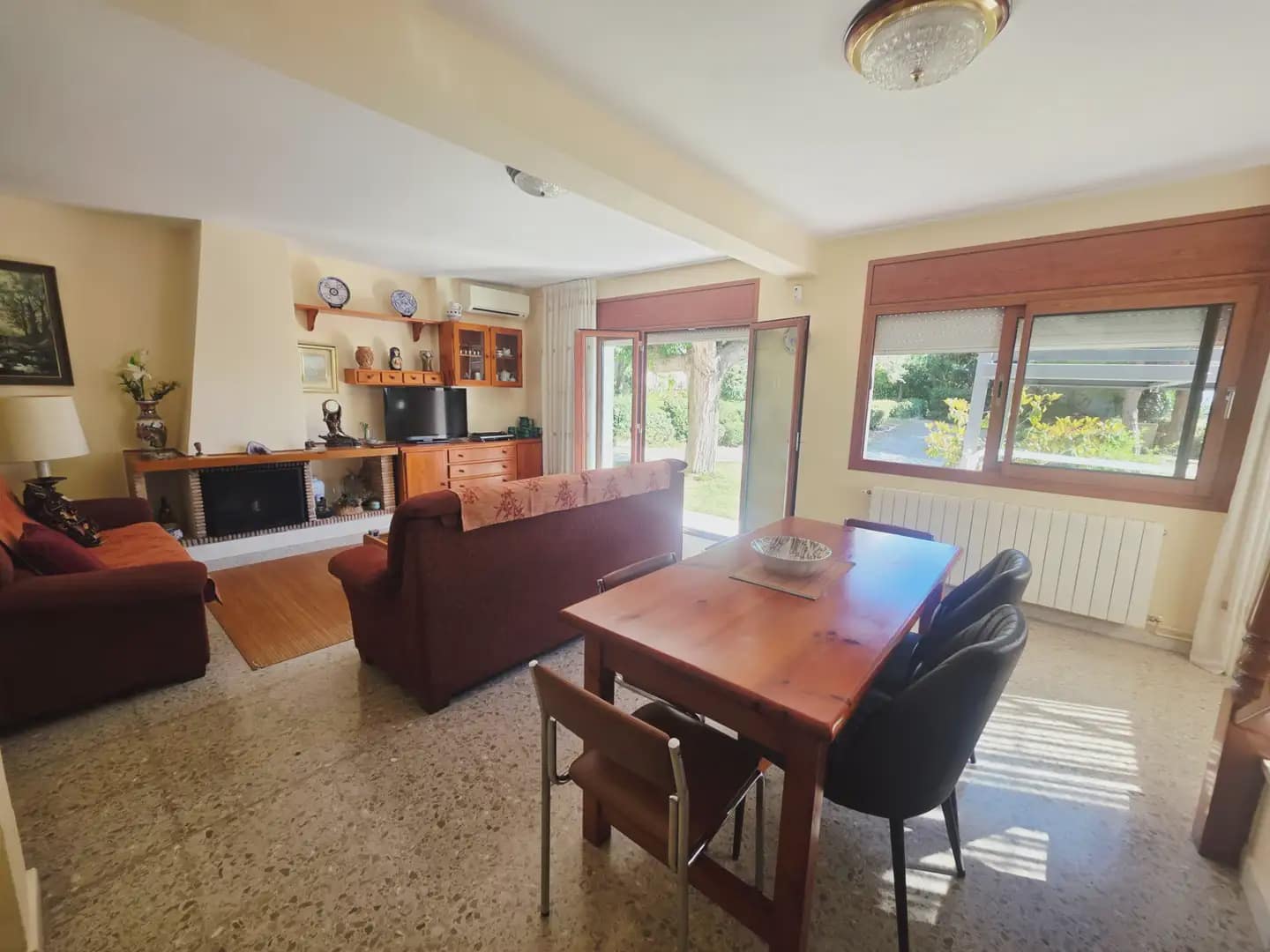 5 bedroom Villa for sale in Calafell - € 390,000 (Ref: 9867713)