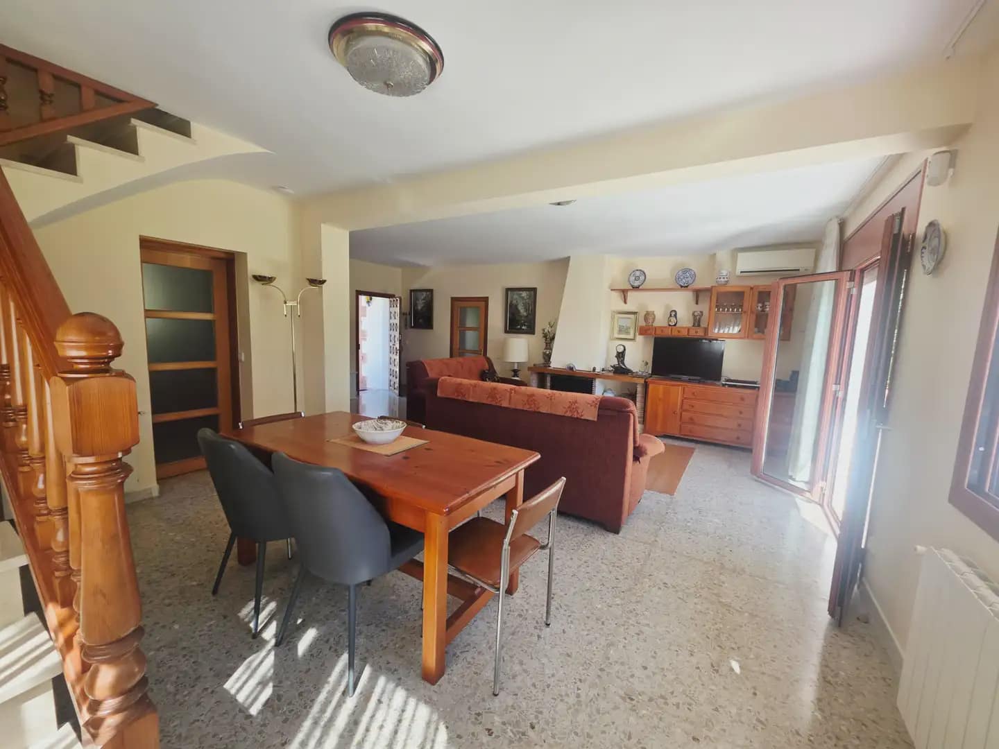 5 bedroom Villa for sale in Calafell - € 390,000 (Ref: 9867713)