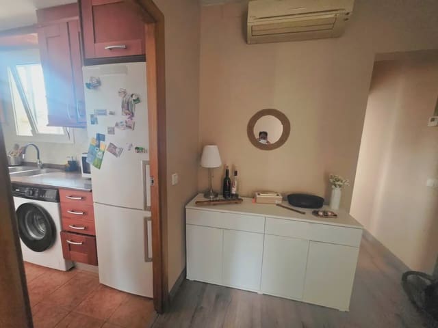 2 soveværelse Lejlighed til salg i Horta, Barcelona by - € 240.000 (Ref: 9883607)