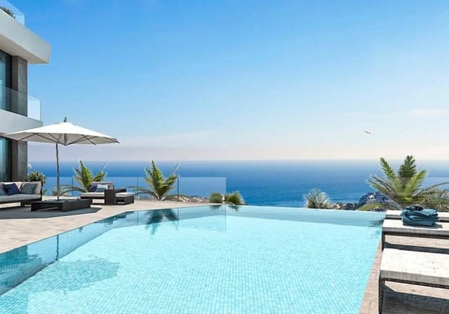 4 chambre Villa/Maison à vendre à Pueblo, Calpe / Calp avec piscine - 1 850 000 € (Ref: 9720661)