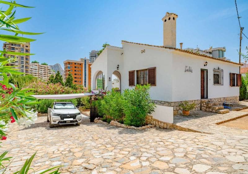 3 quarto Moradia para venda em Calpe / Calp - 689 000 € (Ref: 9720663)