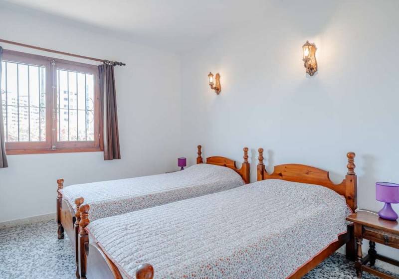 3 quarto Moradia para venda em Calpe / Calp - 689 000 € (Ref: 9720663)