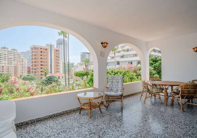 3 quarto Moradia para venda em Calpe / Calp - 689 000 € (Ref: 9720663)