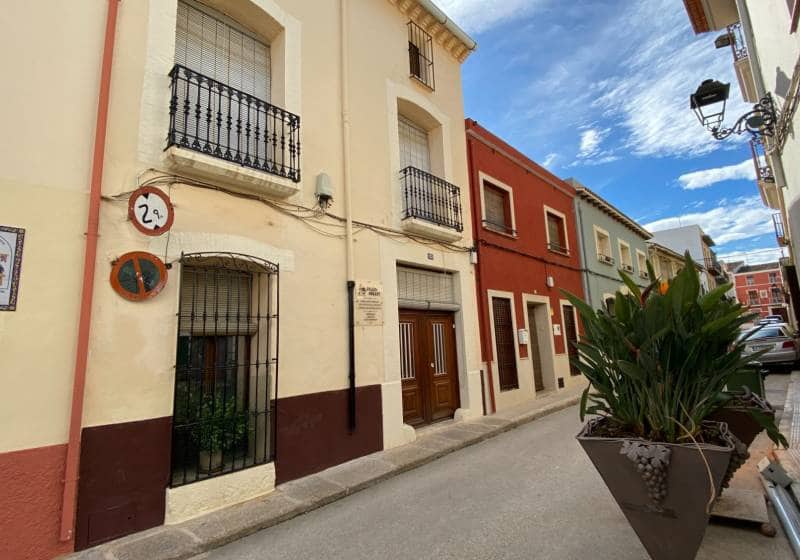 4 chambre Maison de Ville à vendre à Jalon / Xalo - 250 000 € (Ref: 9720668)