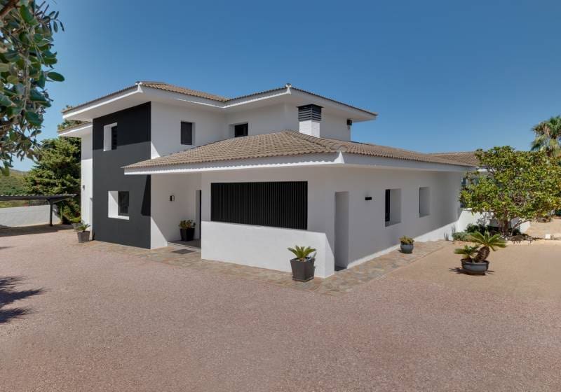 6 soverom Villa til salgs i Calpe / Calp med svømmebasseng - € 1 650 000 (Ref: 9720670)