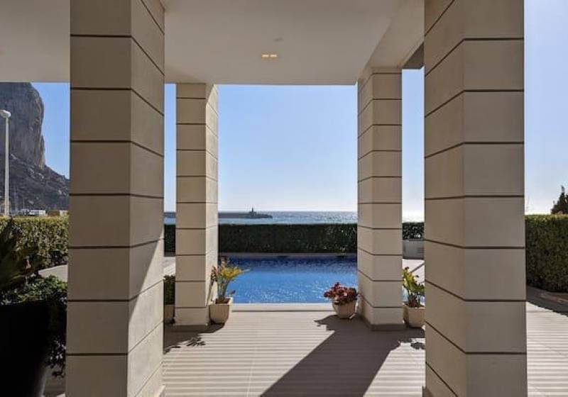 3 bedroom Apartment for sale in Calpe / Calp with pool - € 1,300,000 (Ref: 9720675)