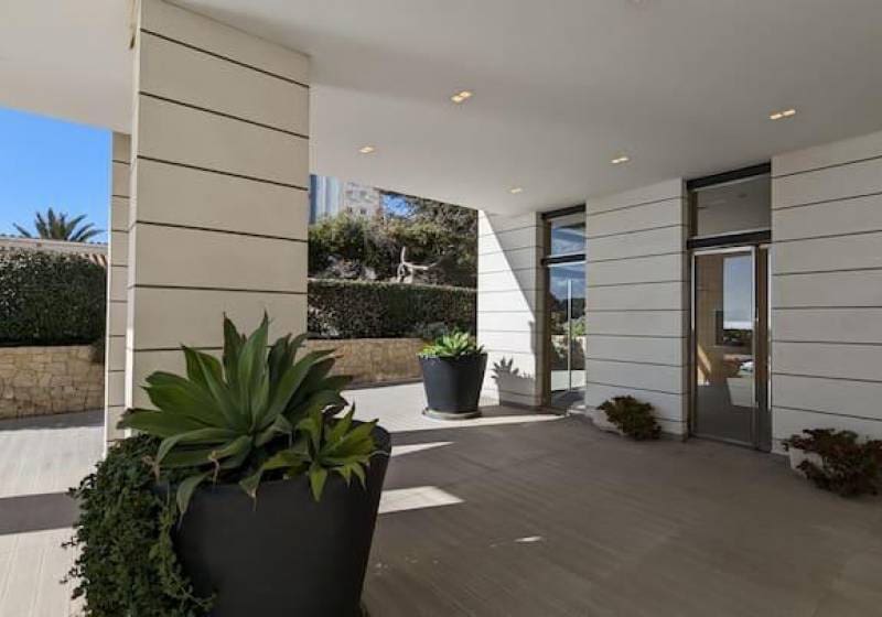 3 bedroom Apartment for sale in Calpe / Calp with pool - € 1,300,000 (Ref: 9720675)