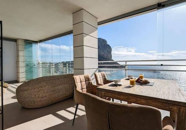 3 Zimmer Apartment zu verkaufen in Playa Arenal - Bol, Calpe / Calp mit Pool - 1.300.000 € (Ref: 9720675)