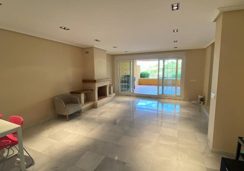 3 makuuhuone Huoneisto myytävänä paikassa Altea mukana uima-altaan - 750 000 € (Ref: 9720679)