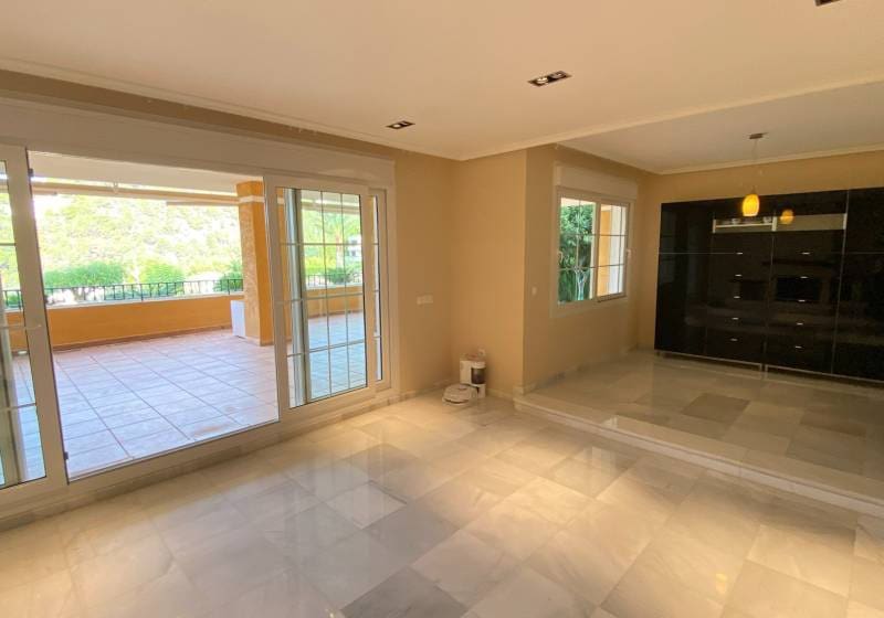 3 makuuhuone Huoneisto myytävänä paikassa Altea mukana uima-altaan - 750 000 € (Ref: 9720679)