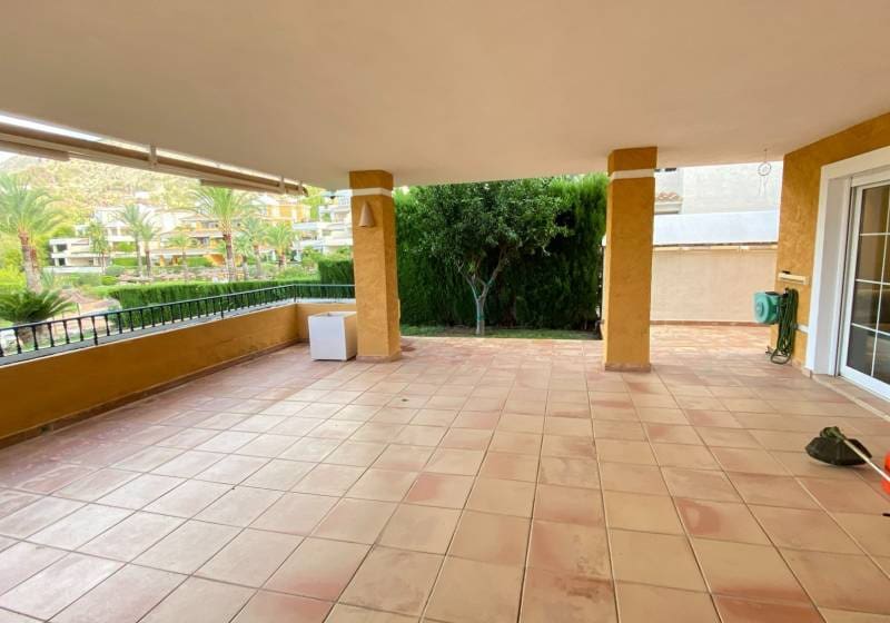 3 makuuhuone Huoneisto myytävänä paikassa Altea mukana uima-altaan - 750 000 € (Ref: 9720679)