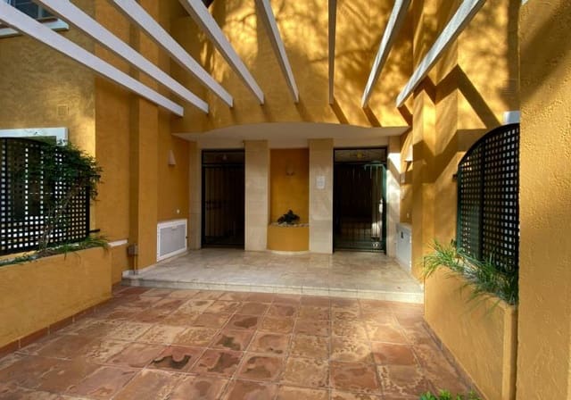 Apartamento de 3 habitaciones en Altea en venta con piscina - 750.000 € (Ref: 9720679)