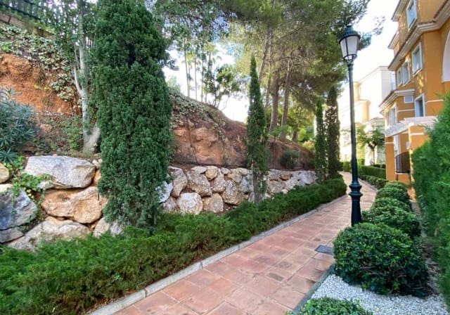 Apartamento de 3 habitaciones en Altea en venta con piscina - 750.000 € (Ref: 9720679)