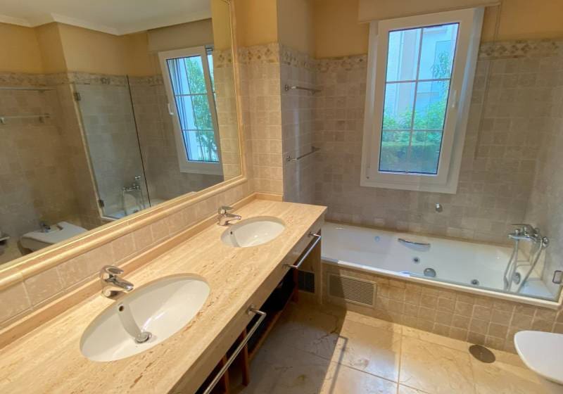 3 makuuhuone Huoneisto myytävänä paikassa Altea mukana uima-altaan - 750 000 € (Ref: 9720679)