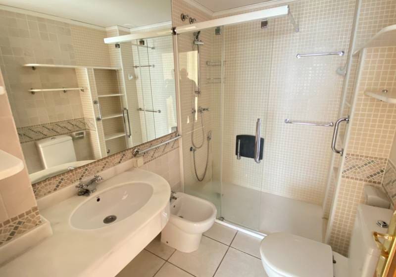 3 sovrum Lägenhet till salu i Calpe / Calp med pool - 740 000 € (Ref: 9720680)