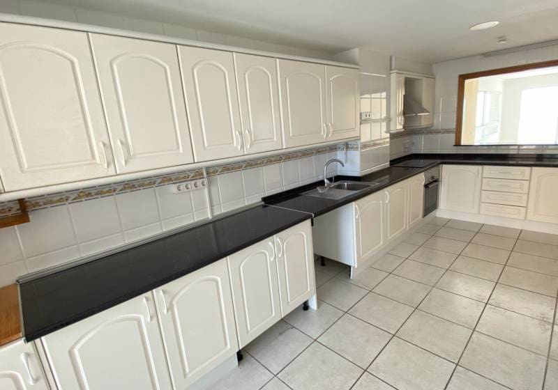 3 sovrum Lägenhet till salu i Calpe / Calp med pool - 740 000 € (Ref: 9720680)