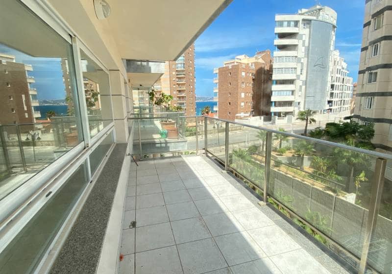 3 sovrum Lägenhet till salu i Calpe / Calp med pool - 740 000 € (Ref: 9720680)