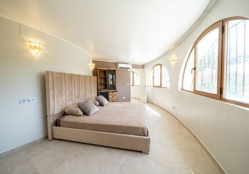 11 bedroom Finca/Country House for sale in Altea la Vella with pool - € 1,900,000 (Ref: 9726332)