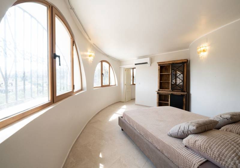 11 bedroom Finca/Country House for sale in Altea la Vella with pool - € 1,900,000 (Ref: 9726332)