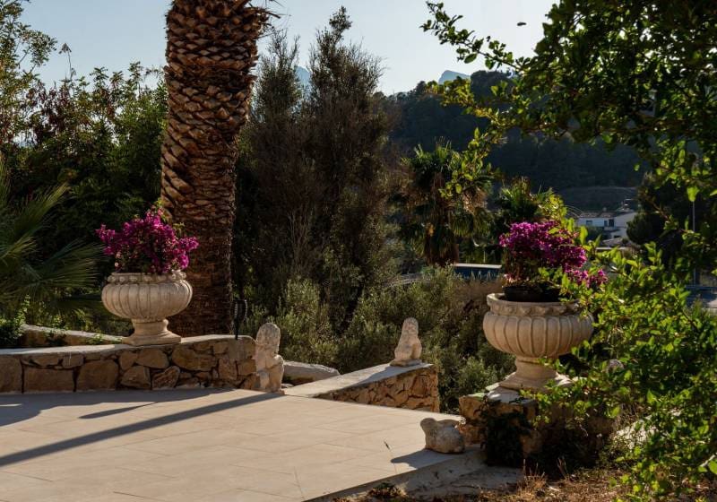 11 bedroom Finca/Country House for sale in Altea la Vella with pool - € 1,900,000 (Ref: 9726332)