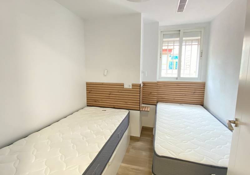 2 sovrum Lägenhet till salu i Benidorm - 280 000 € (Ref: 9726334)