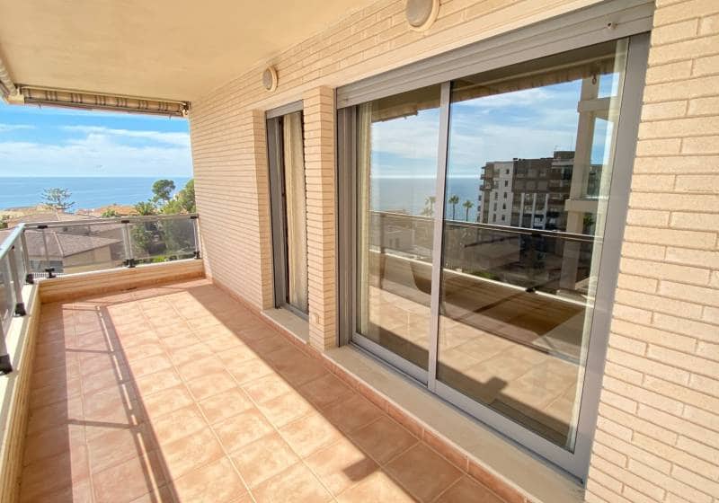 2 bedroom Apartment for sale in Calpe / Calp with pool - € 350,000 (Ref: 9728446)