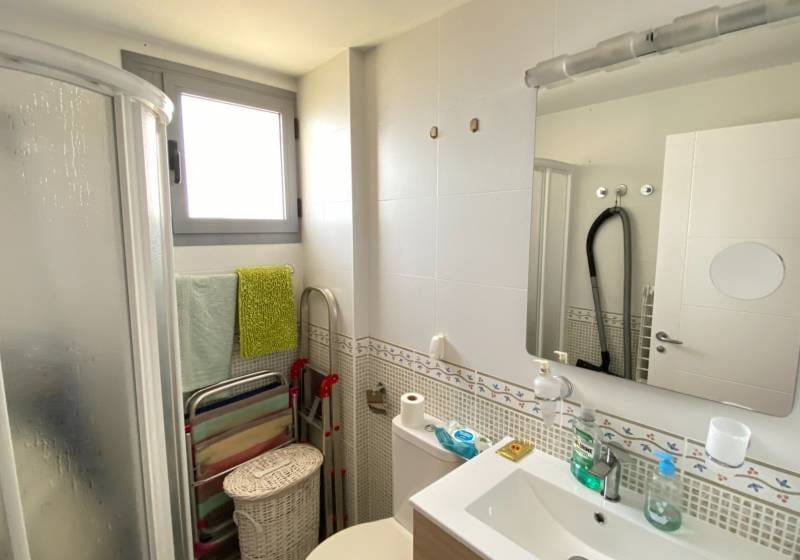 2 bedroom Apartment for sale in Calpe / Calp with pool - € 350,000 (Ref: 9728446)