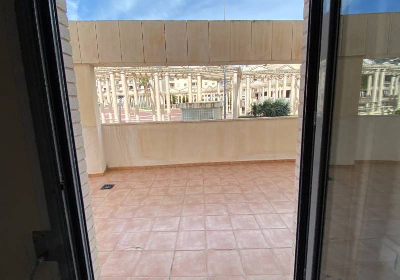 3 bedroom Apartment for sale in Calpe / Calp with pool - € 355,000 (Ref: 9728447)