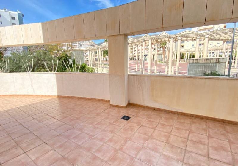 3 bedroom Apartment for sale in Calpe / Calp with pool - € 355,000 (Ref: 9728447)