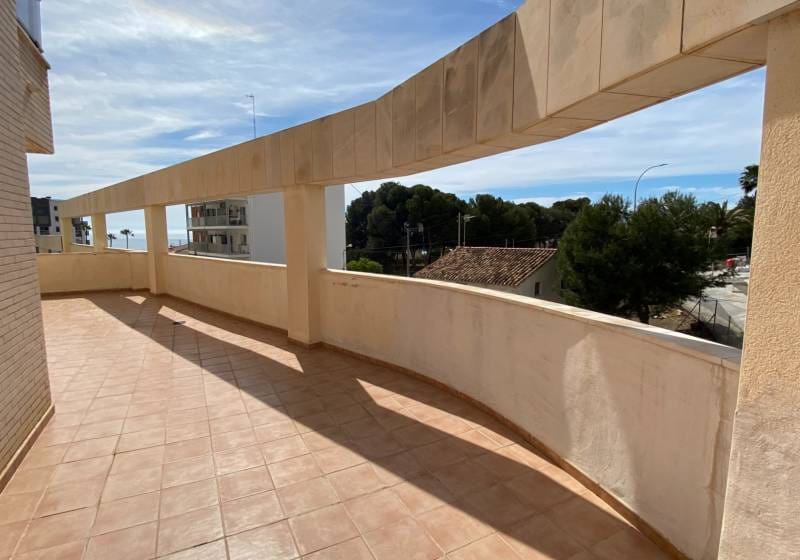3 bedroom Apartment for sale in Calpe / Calp with pool - € 355,000 (Ref: 9728447)