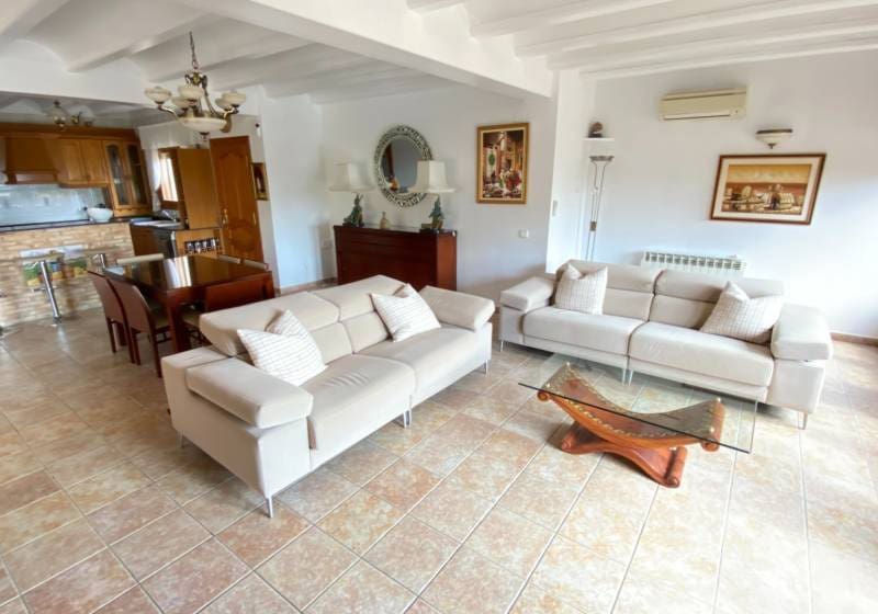 5 bedroom Villa for sale in Calpe / Calp with pool - € 1,165,000 (Ref: 9728450)